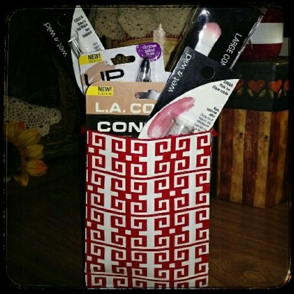 wet n wild Other - ❤🆕6 Pc Ready to Give Gift Set❤